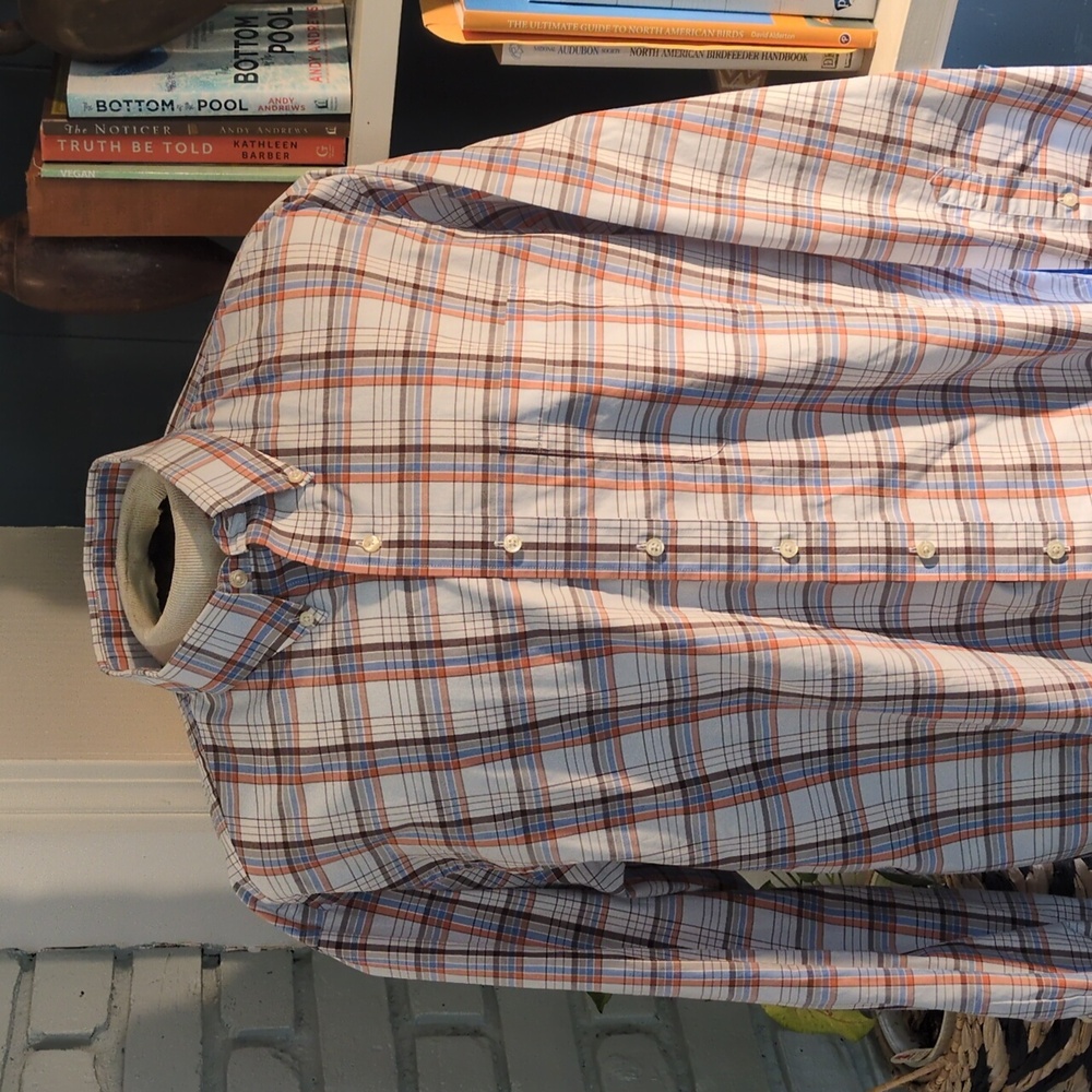 Jos A Bank Travellers Collection long sleeve button down Oxford shirt